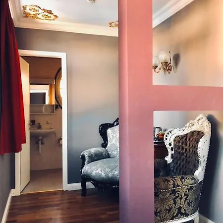 Historisches Baeren 호텔 키엔탈