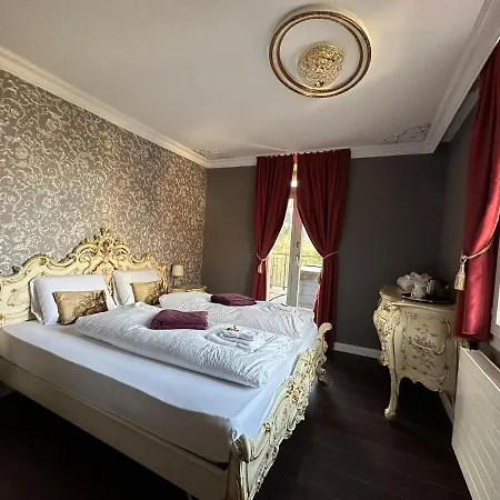Historisches Bären Hotel 2*