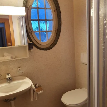 호텔 Historisches Baeren 2*