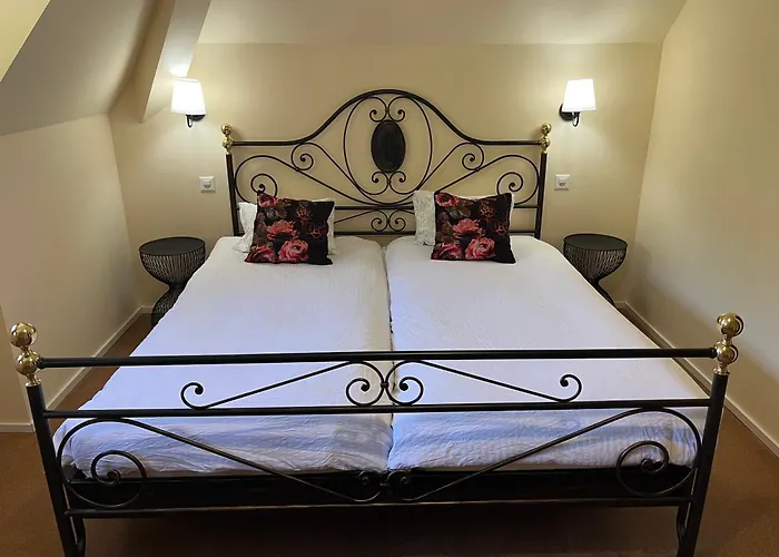 Historisches Bären Hotel 2*