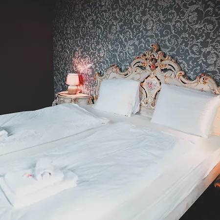 Hotel Historisches Bären Kiental