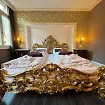 Historisches Baeren Otel 2*